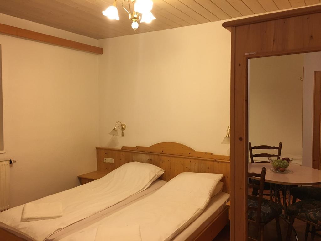 Gasthof Zum Hochfelln 호텔 베르겐 외부 사진
